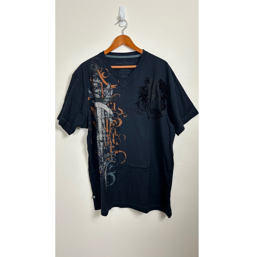 Marc Ecko Cut Sew Graphic Tee Mens XXL‎ Black Skull Sword Y2K Style V Neck